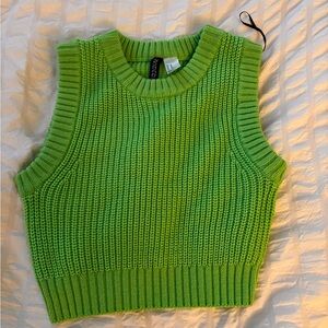 Green cropped sweater vest